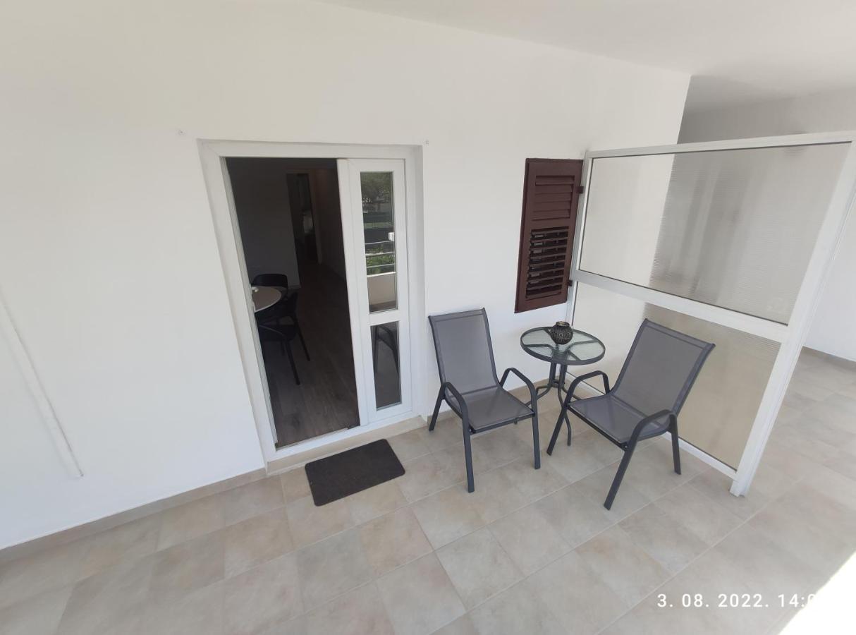 Aqua Apartments Omiš Eksteriør billede