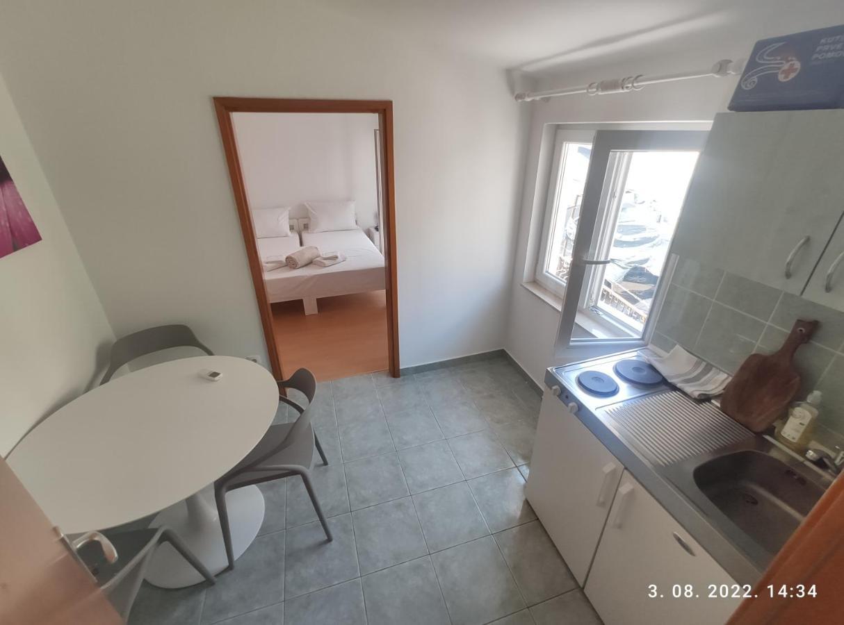 Aqua Apartments Omiš Eksteriør billede