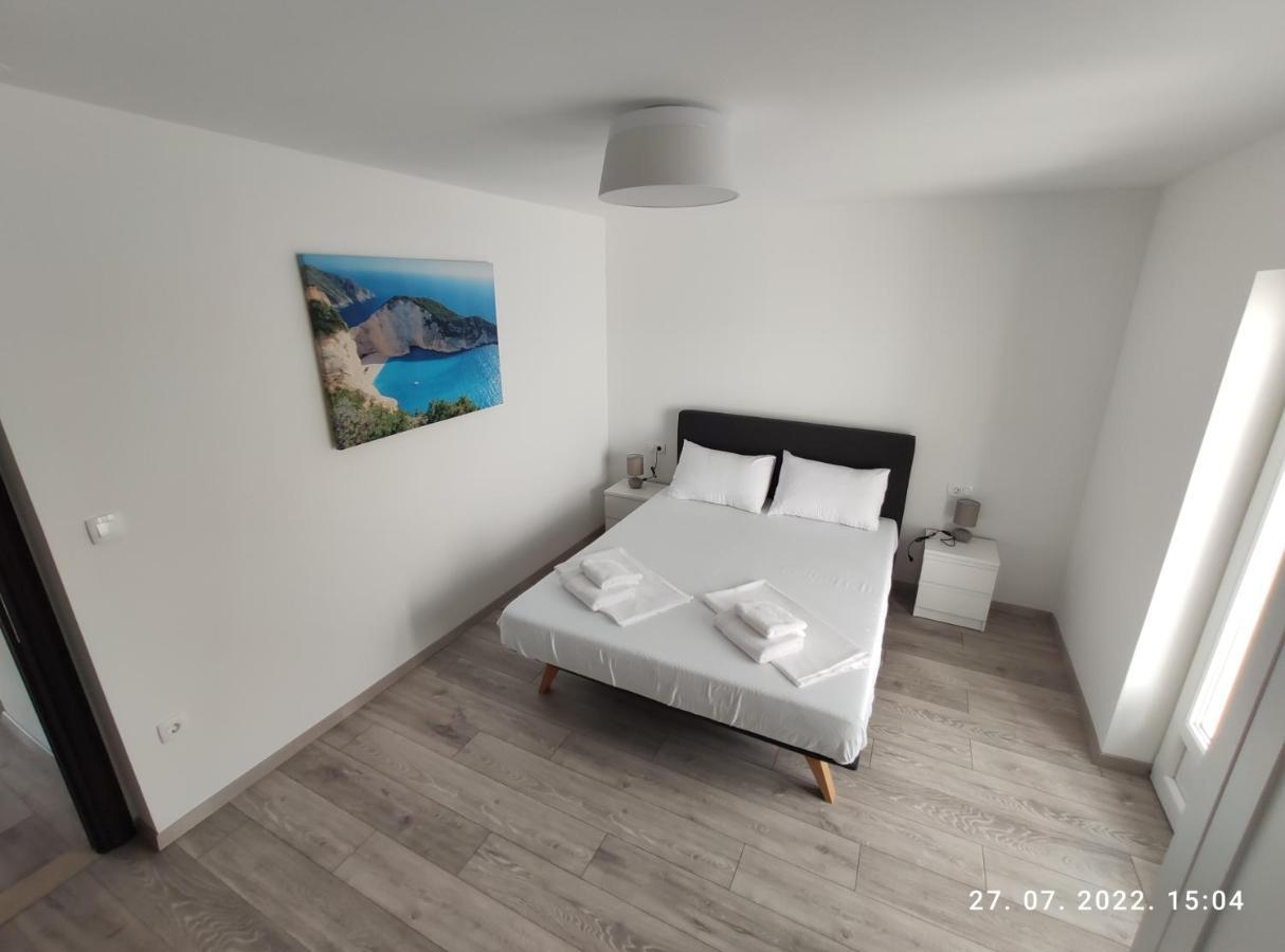 Aqua Apartments Omiš Eksteriør billede