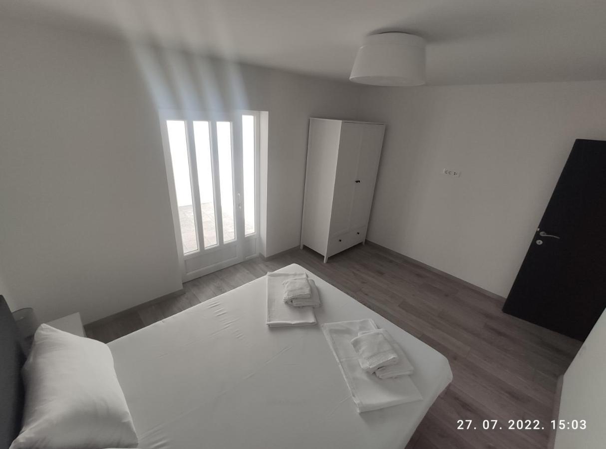 Aqua Apartments Omiš Eksteriør billede