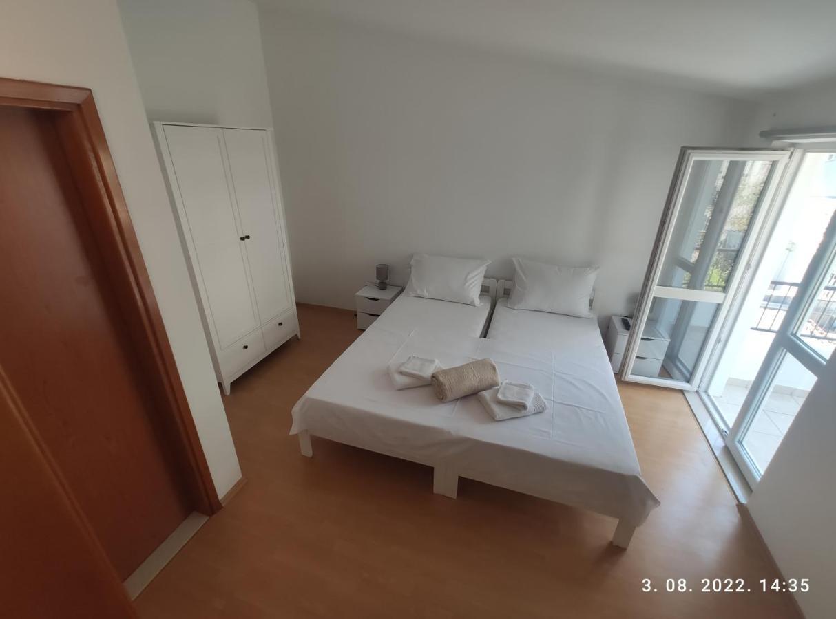 Aqua Apartments Omiš Eksteriør billede