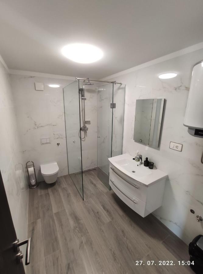 Aqua Apartments Omiš Eksteriør billede