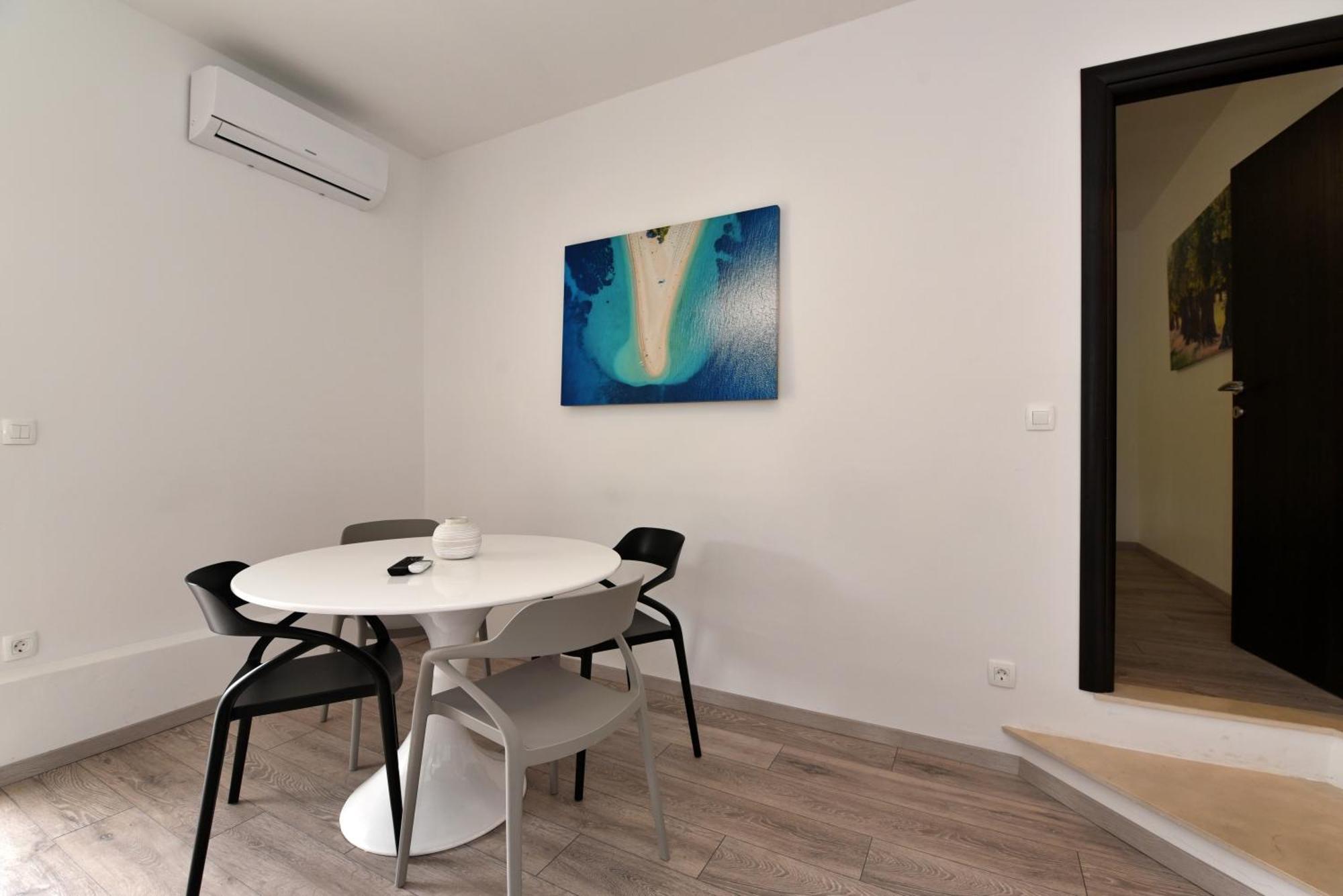 Aqua Apartments Omiš Eksteriør billede