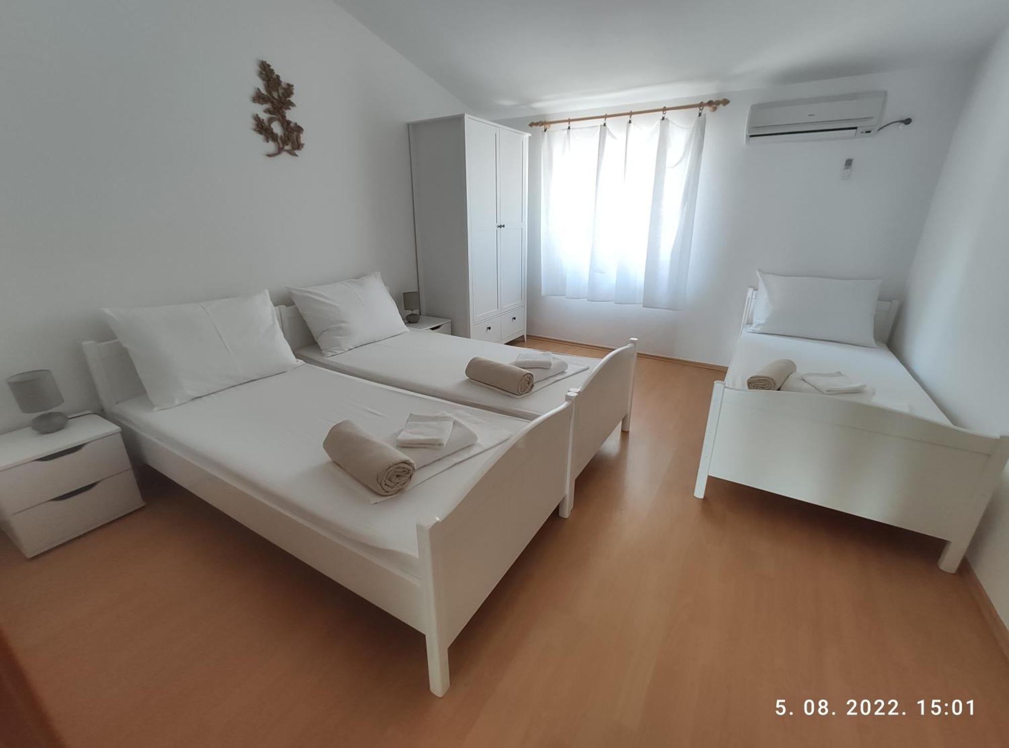 Aqua Apartments Omiš Værelse billede